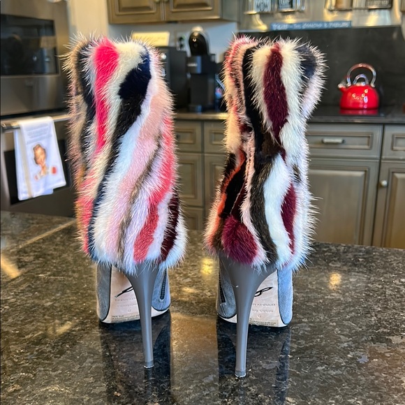 B Brian Atwood Gray and Black Heeled Boots - Picture 2 of 4